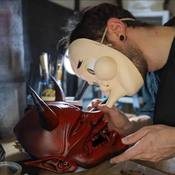 Travail de finition dans l’atelier Dai Yokai