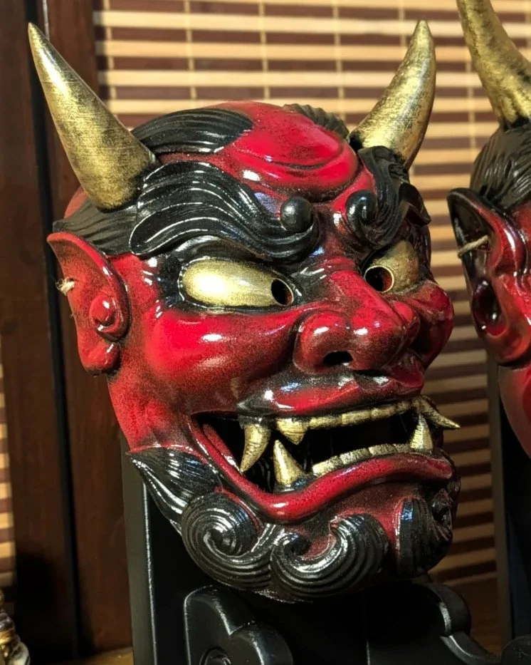 Máscara Oni roja: significado del Aka-Oni