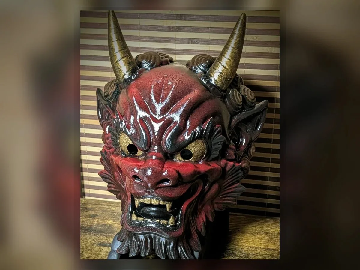 Masque Oni Irezumi bordeaux Dai Yokai en PETG imprimé en 3D et peint à la main