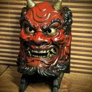 Máscara Oni roja para Setsubun inspirada en el demonio japonés, hecha a mano por Dai Yokai