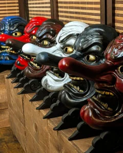 Máscara Tengu: significado, tipos y simbolismo en el blog Dai Yokai