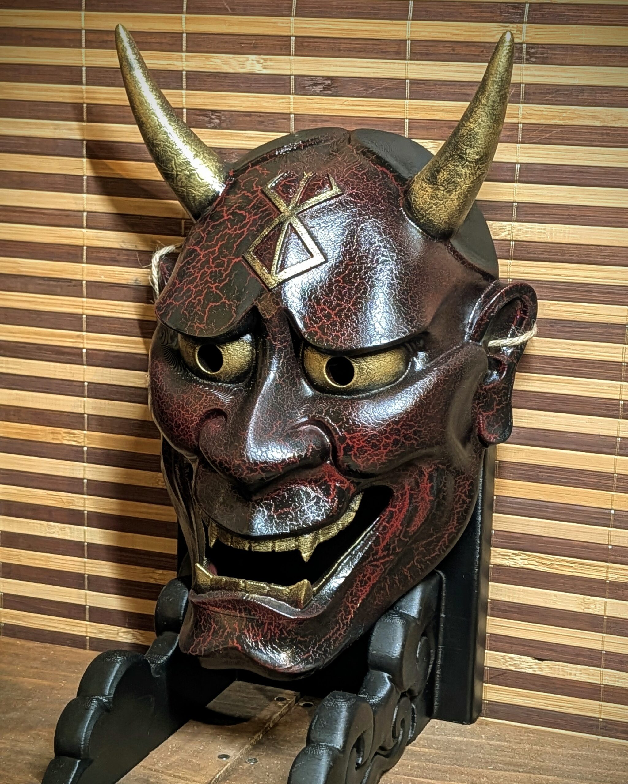 Masque Hannya Berserk, masque japonais fait main par Dai Yokai