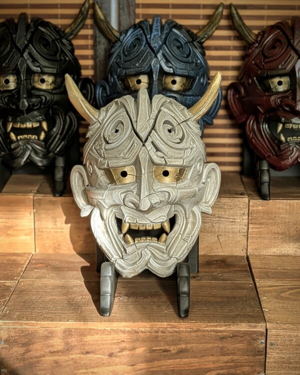 Kezurata Hannya masker