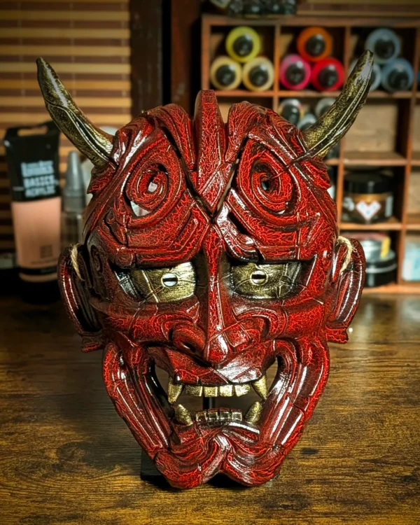 Máscara Hannya Kezurata roja hecha a mano por Dai Yokai