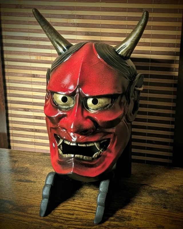 Traditioneel Hannya masker