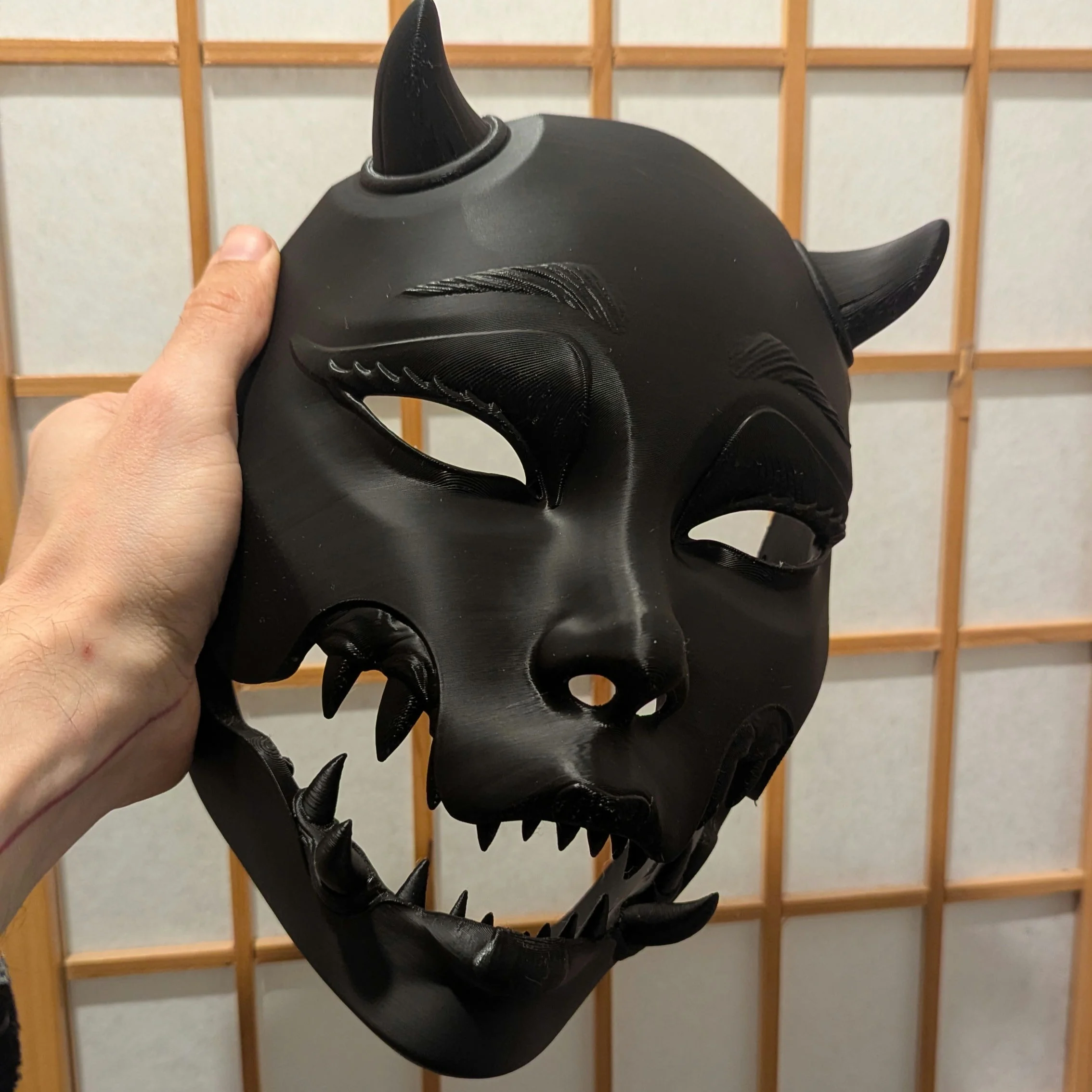 Masque Kuchisake-Onna Brut, non poncé, non préparé