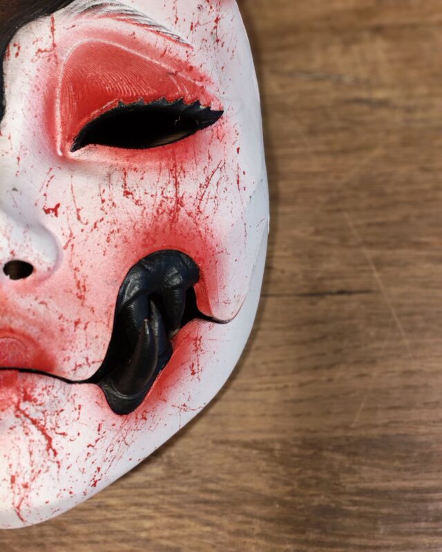 Masque Kuchisake x Adopte ton Poulpe Collab