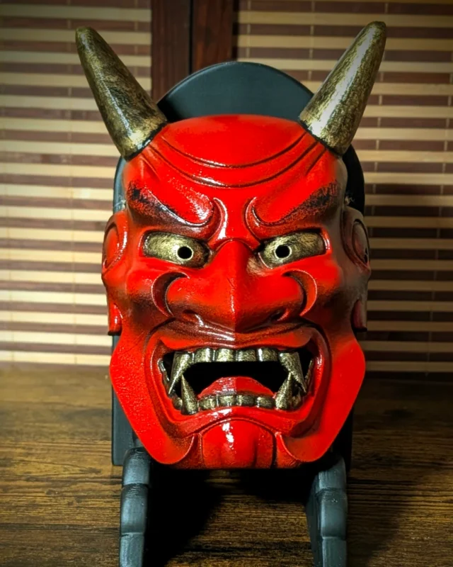 Masque Oni Ondeko rouge ou bleu