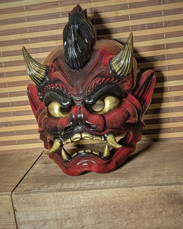 Máscara Oni punk hecha a mano por Dai Yokai