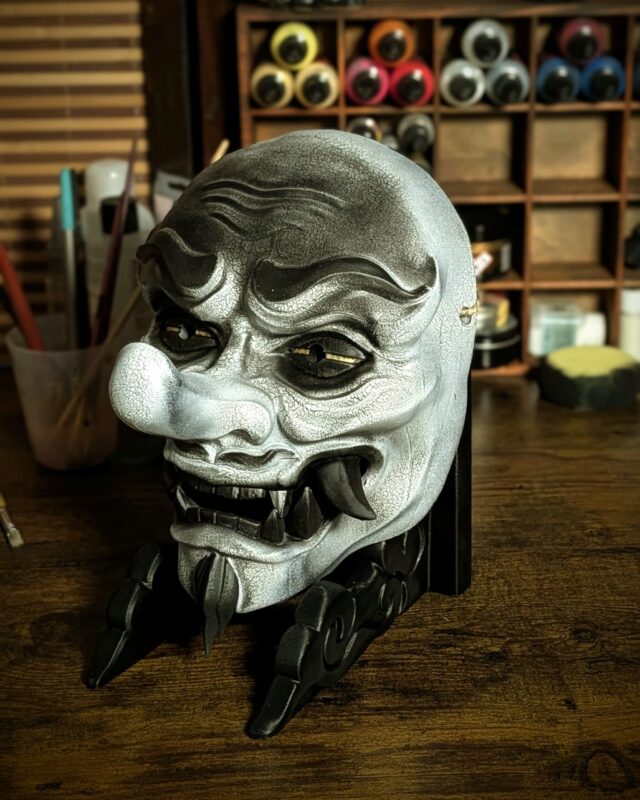 Tengu Mountain Spirit Mask, handmade Japanese mask by Dai Yokai