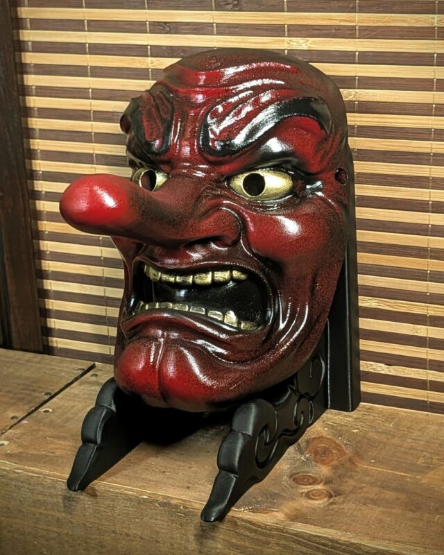 Traditioneel Tengu masker